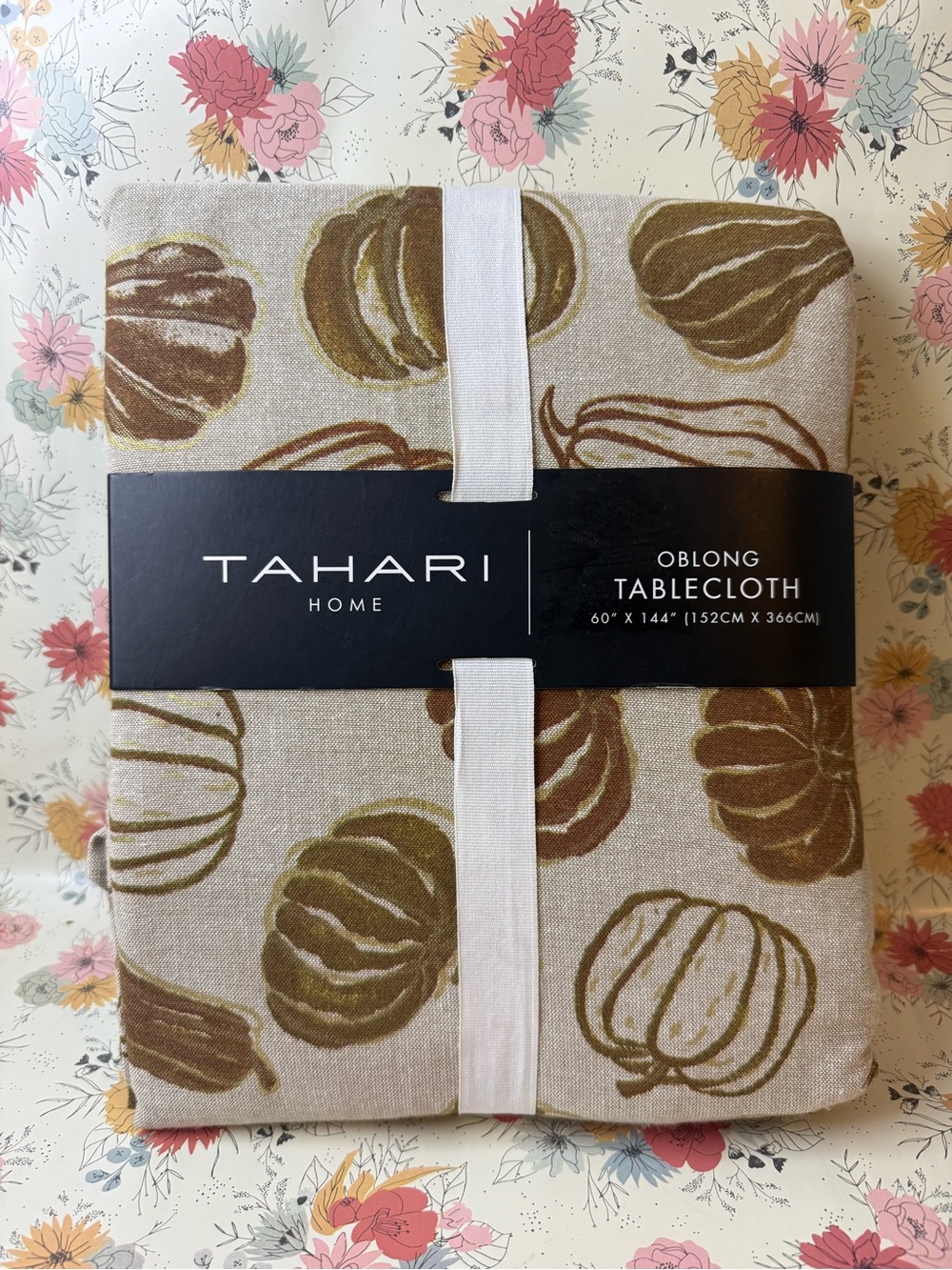 Tahari Pumpkin Print Oblong Tablecloth